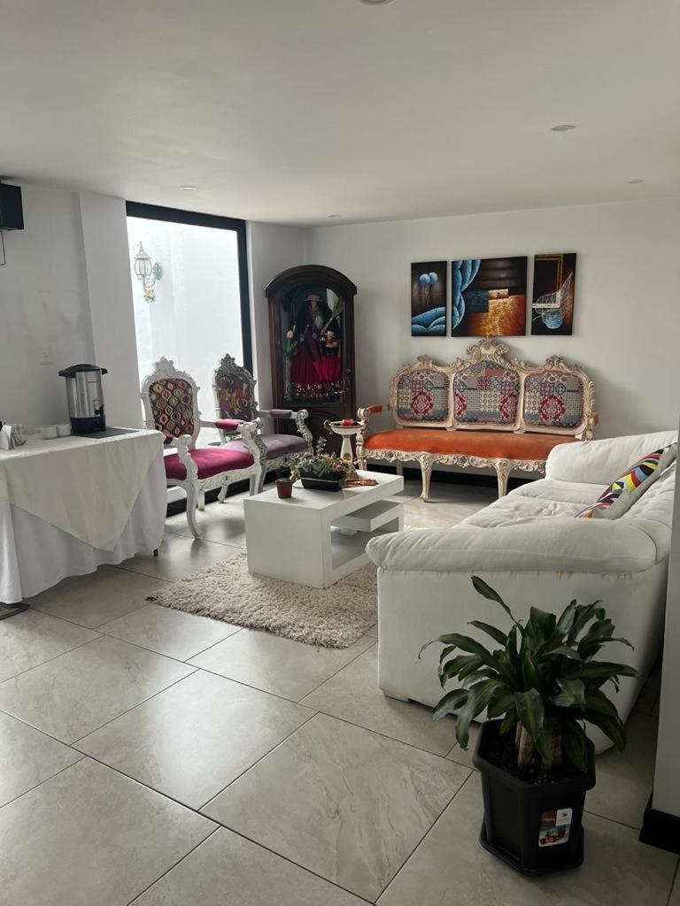 Hostal Entre Rios Cuenca Eksteriør bilde