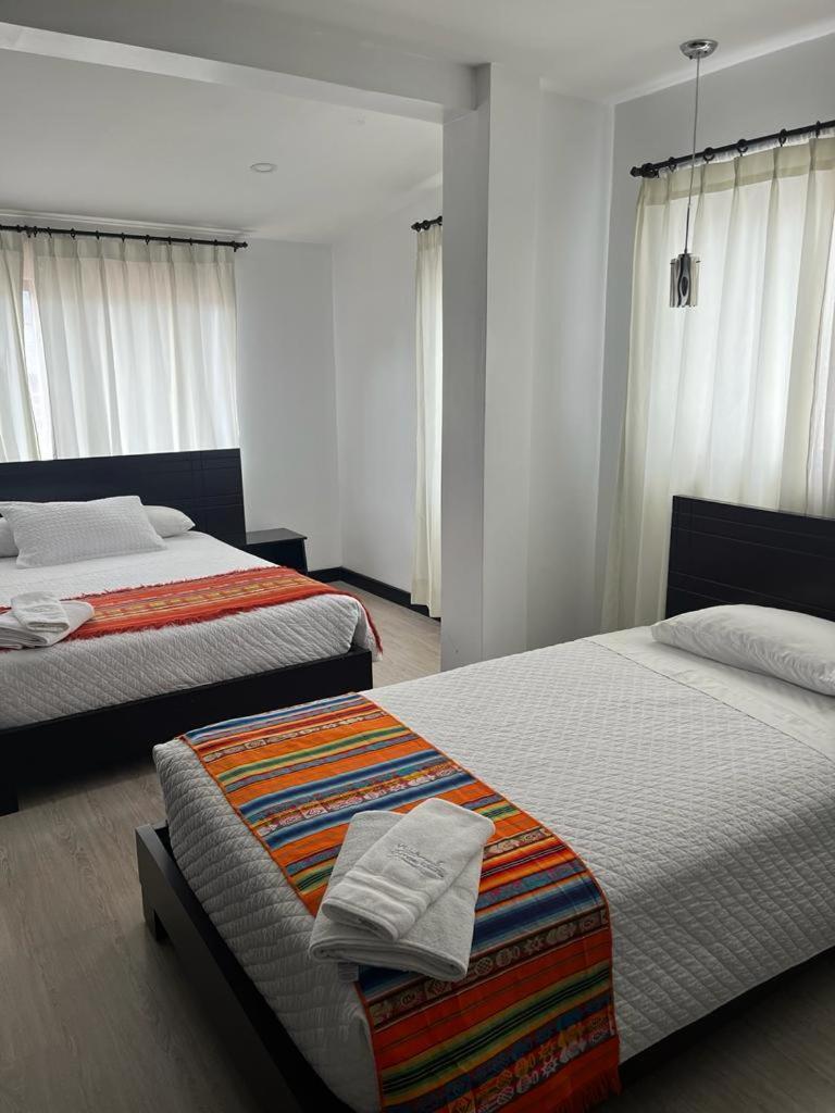 Hostal Entre Rios Cuenca Eksteriør bilde